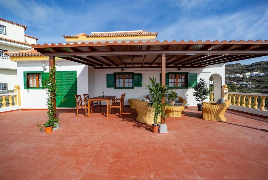 Villa Teram Alajero Exterior photo